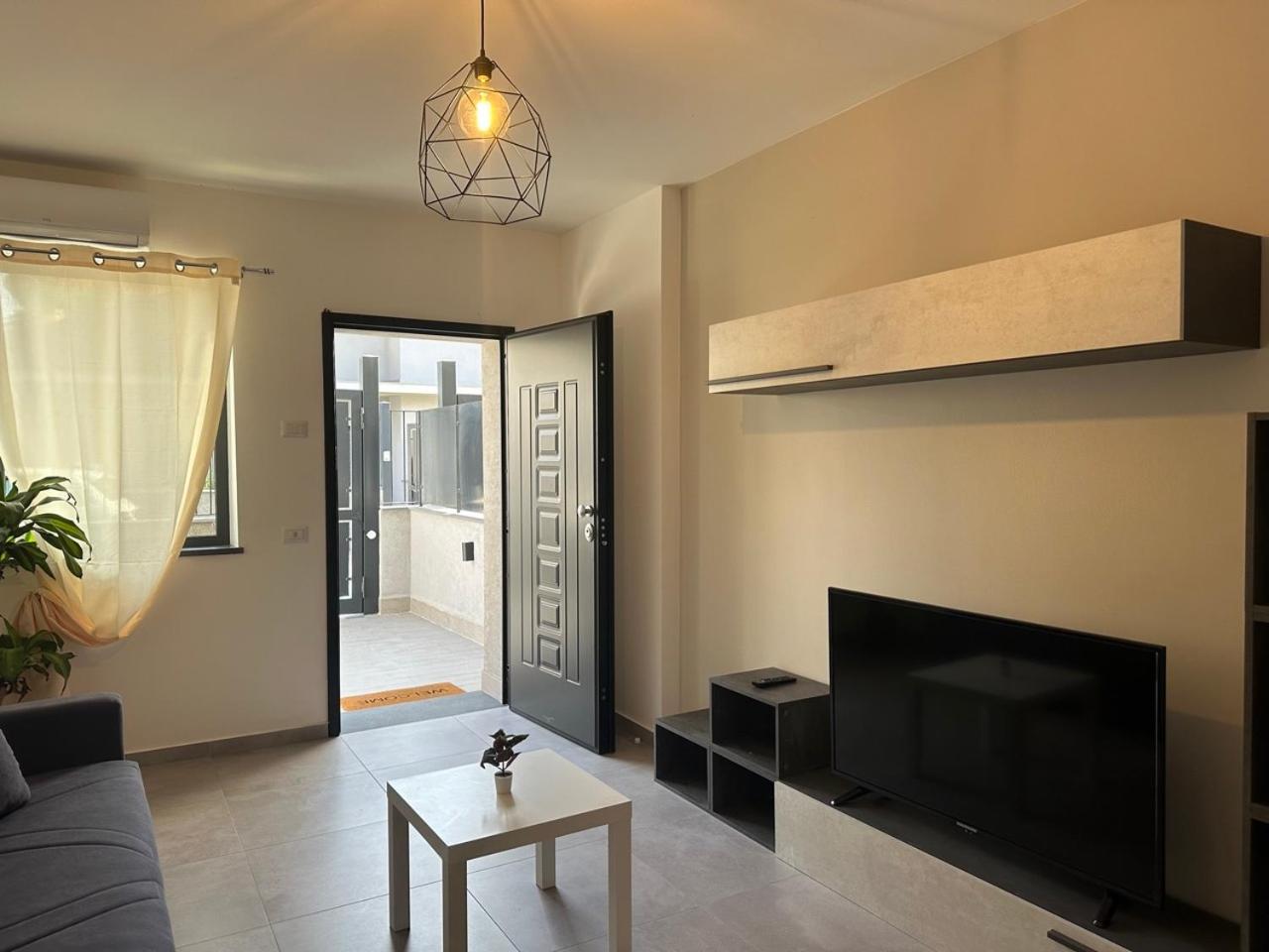Amour Ici - Villa Intera Nicolosi Exterior foto